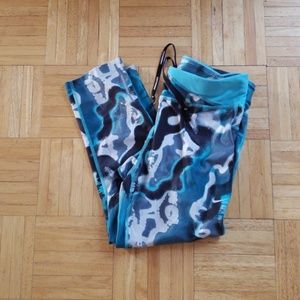Nike dri fit cropped leggings